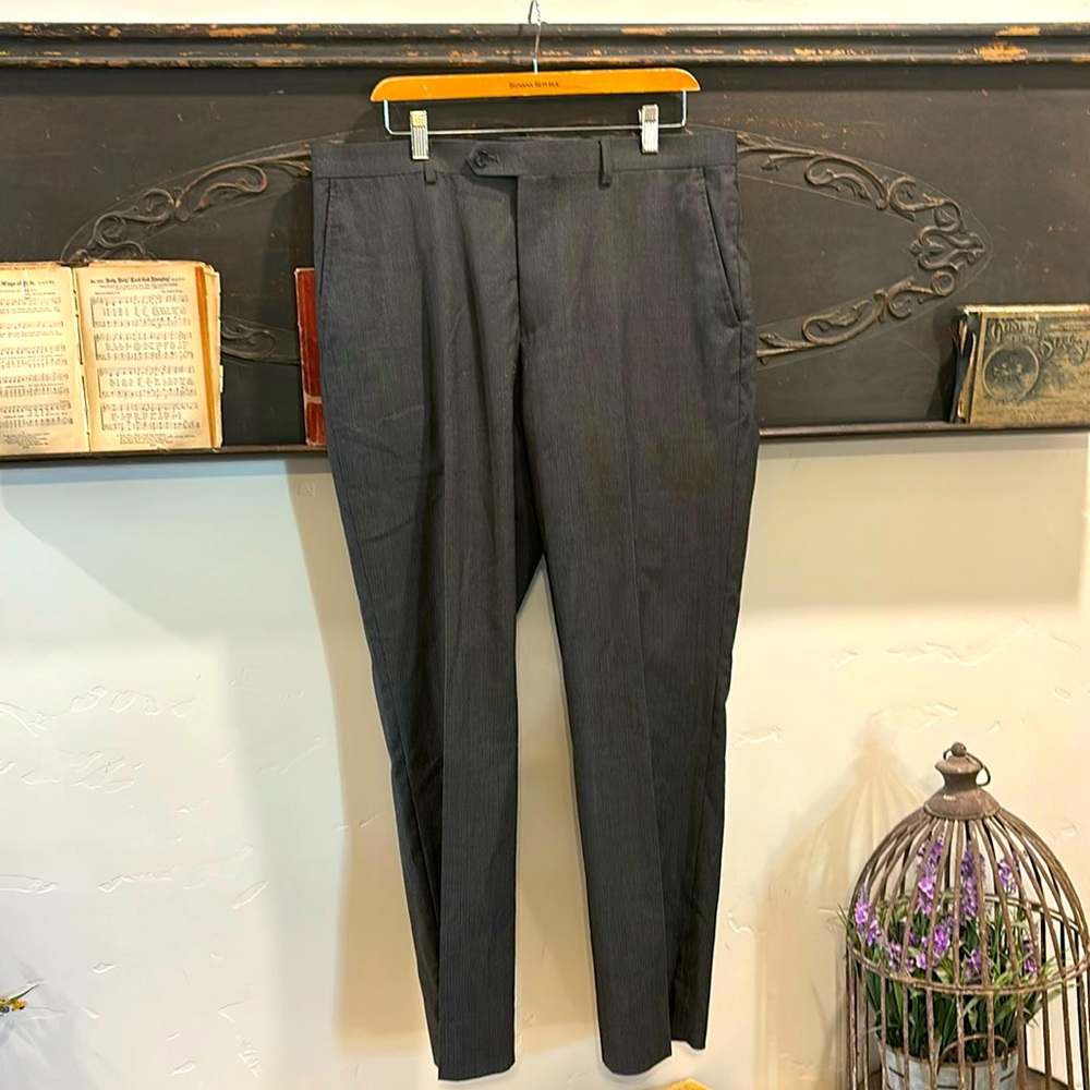 Kenneth Cole Awareness Men’s Dark Grey Dress Pant, 36x30, Excellent Condition